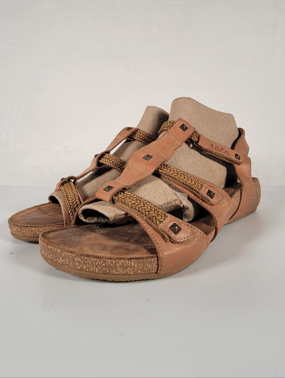 Taos Eleanor Sandal In Camel, Size 10-10.5 - Picture 6 of 14